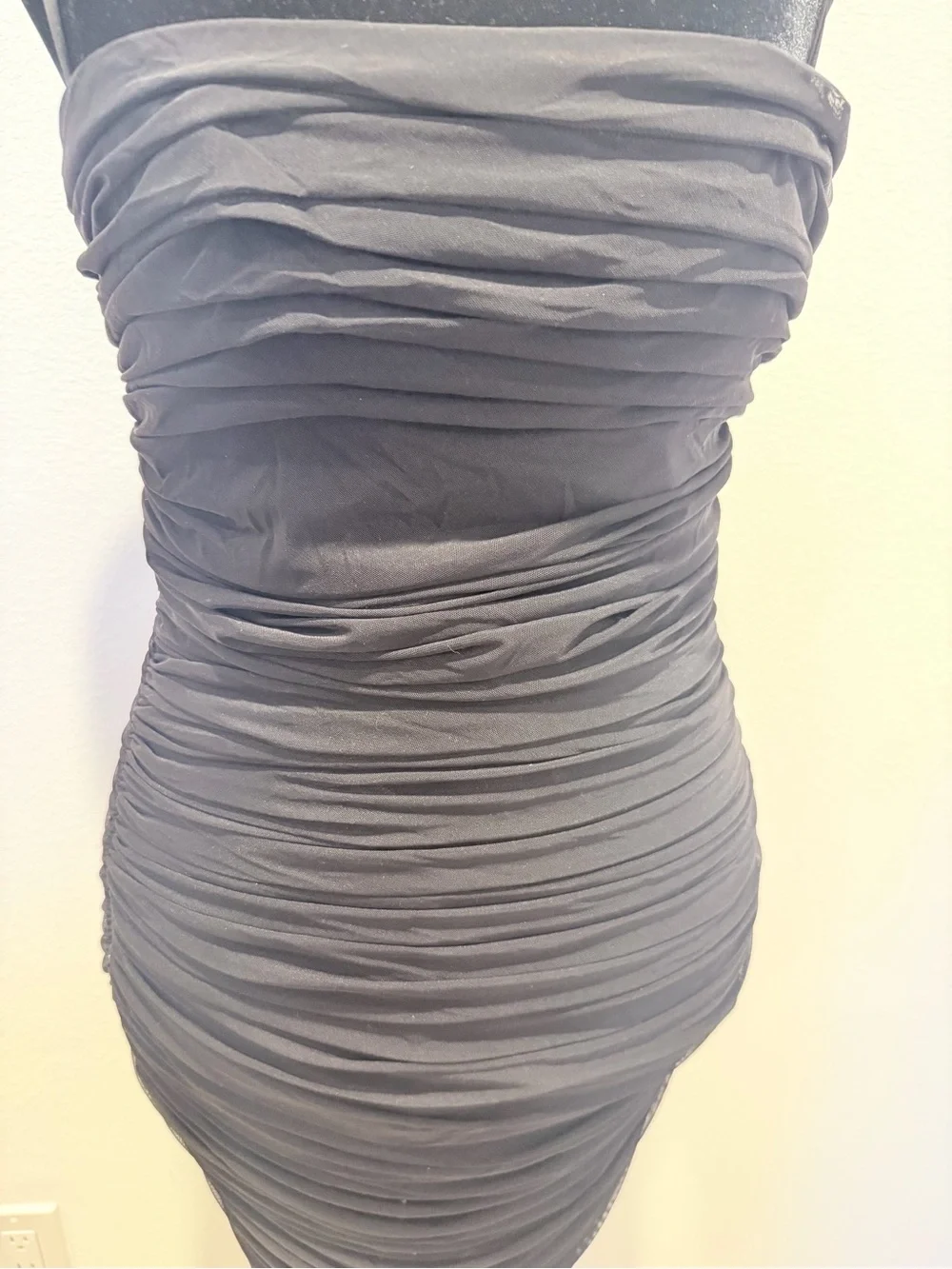 House of CB Black Ruched Strapless Bodycon Dress - Picture 5 of 8